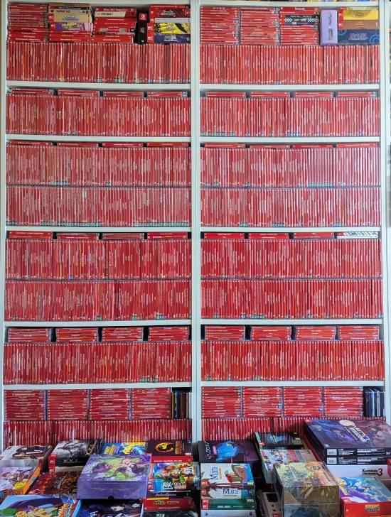 国外游戏大佬晒一整面NS游戏墙:生化9还有地儿塞吗？