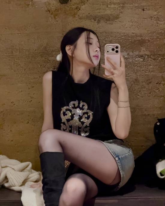 《剑星》申才恩新照