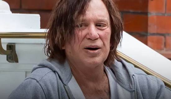 《钢铁侠》演员米基·洛克因欠租被逐出家门 曾拒10万美元捐助