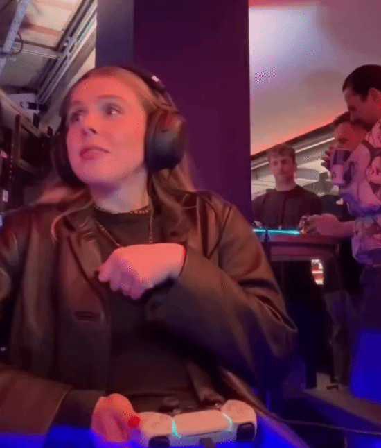 生化9女主演员被游戏吓疯！看过剧本还被吓成这样？