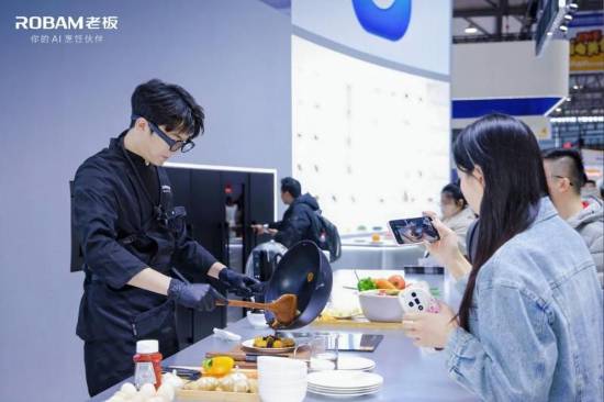 全球首款AI烹饪眼镜来了!备菜到出锅全给你安排明白