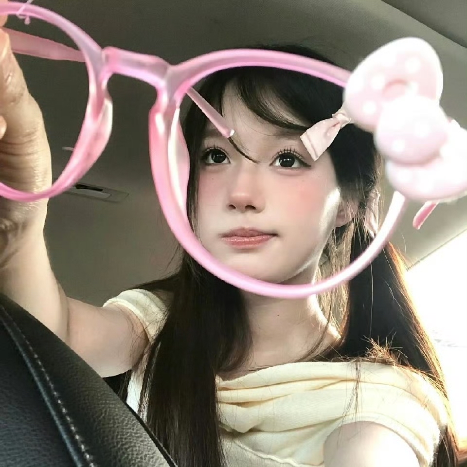 加拿大师生来粤学中医 “汉语桥”上飘起药草香