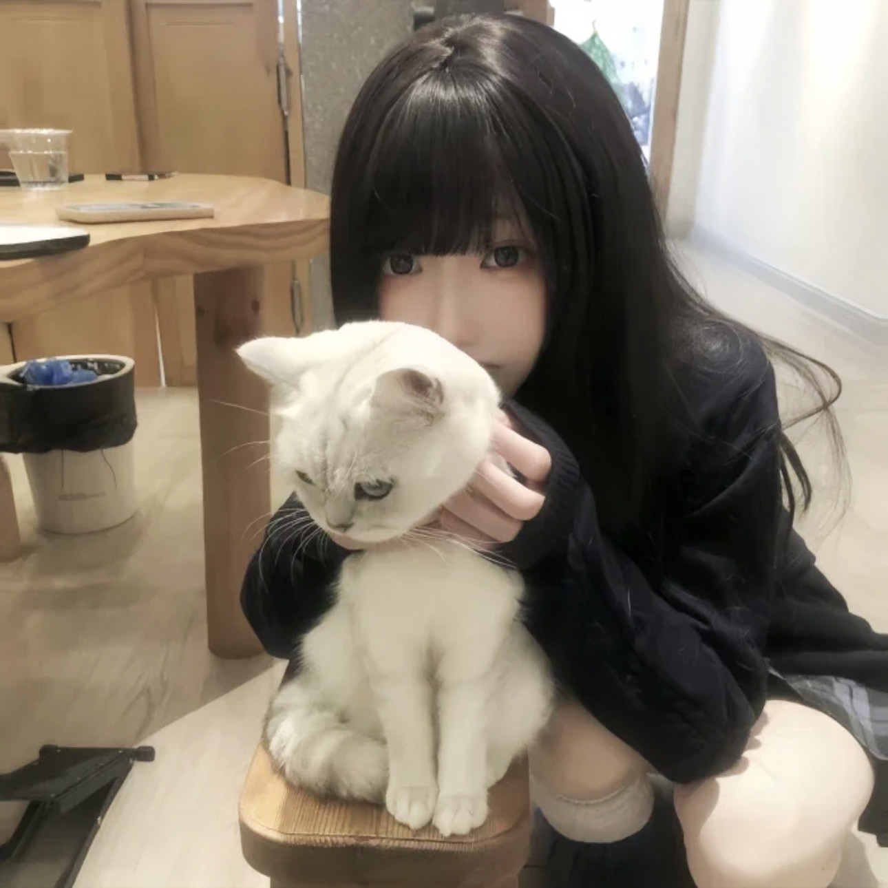 中国学者研制出指尖传感器 助机器人像人一样用手指触摸与操作