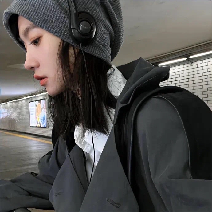 糖豆人竞速关卡中跳跃和障碍躲避技巧详解