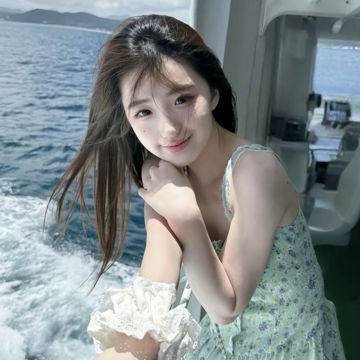 “三八”妇女节当天，杨扬送给女性朋友运动建议