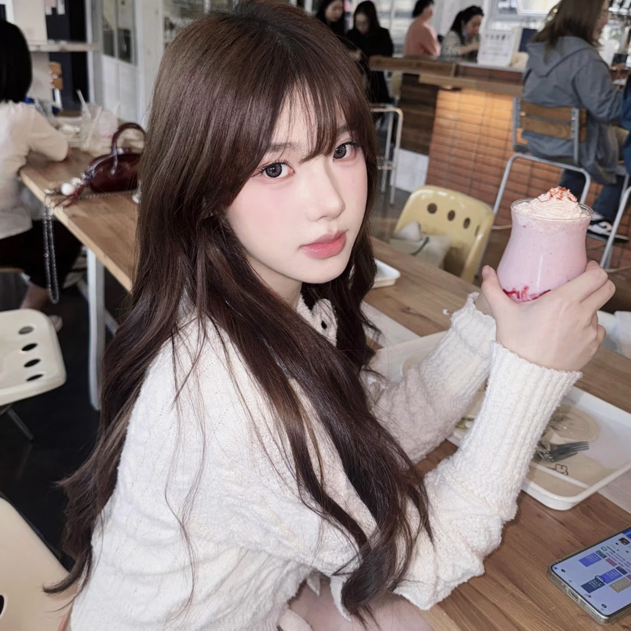 普京与特朗普两个多月来首次通话 就尽快结束伊朗战事提建议