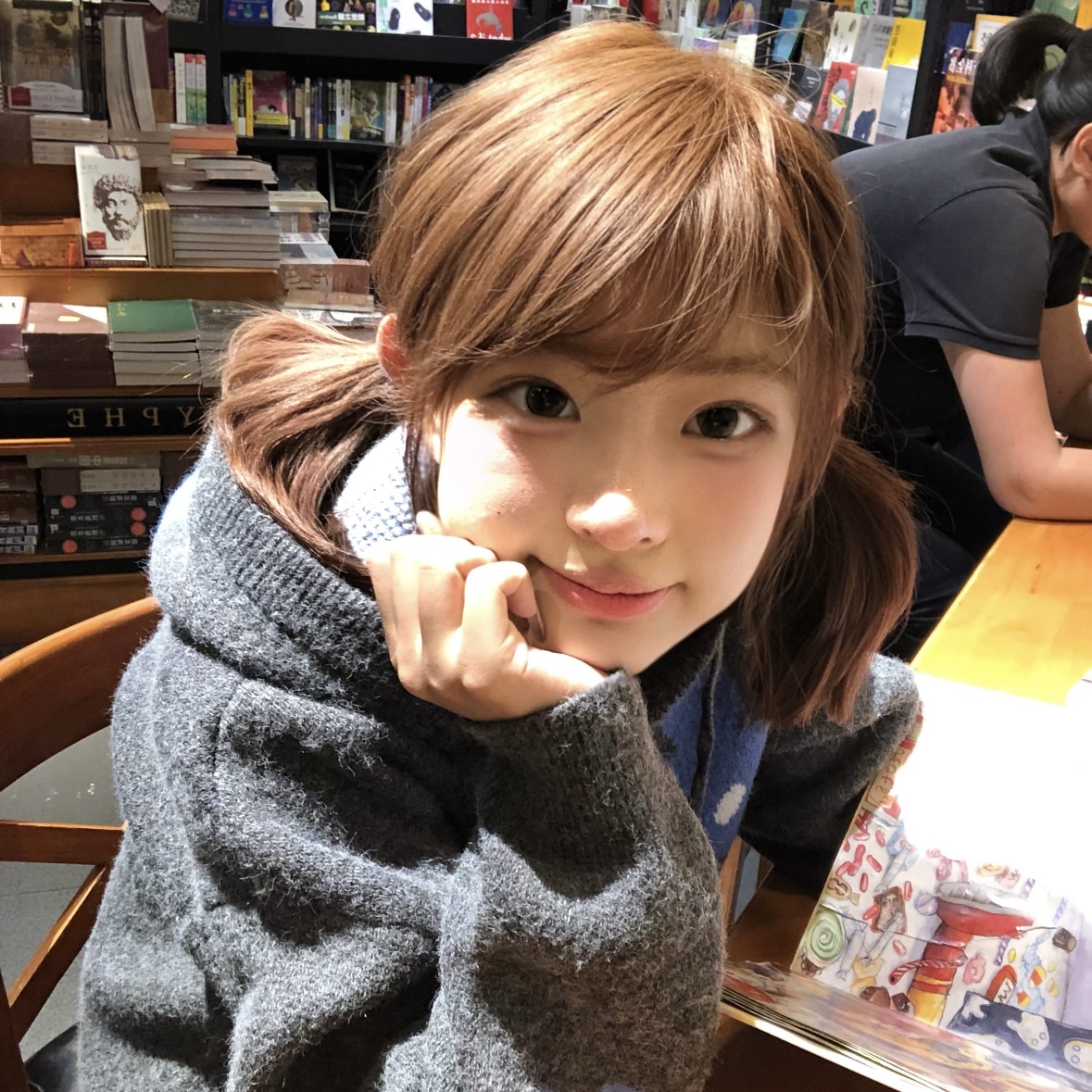 （全国两会）中国将制定反跨境腐败法等